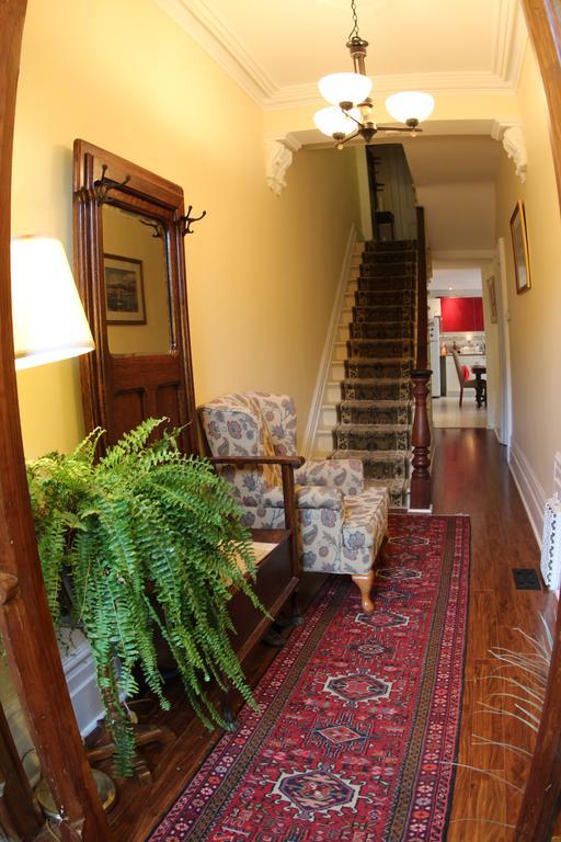 Toronto Garden Inn Экстерьер фото